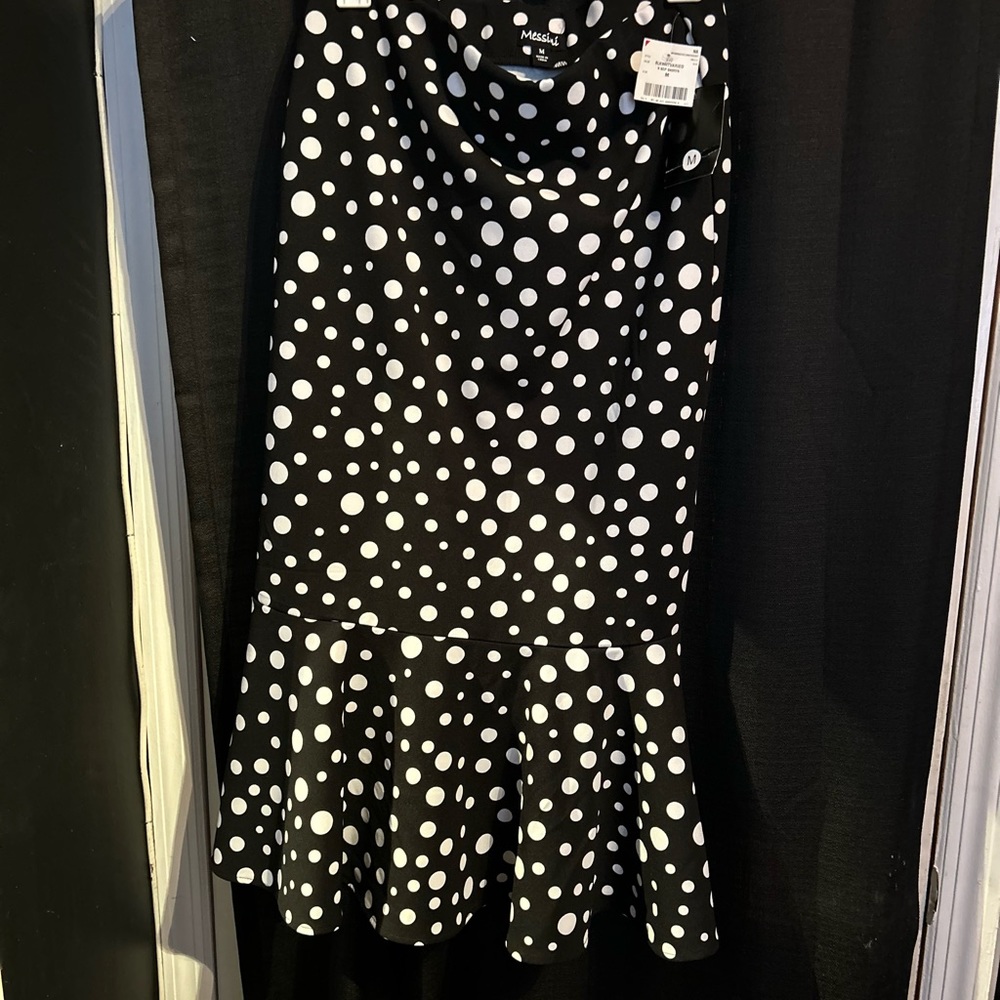 "BNWT Black polka dot skirt measurements in pics. Classic for any season!